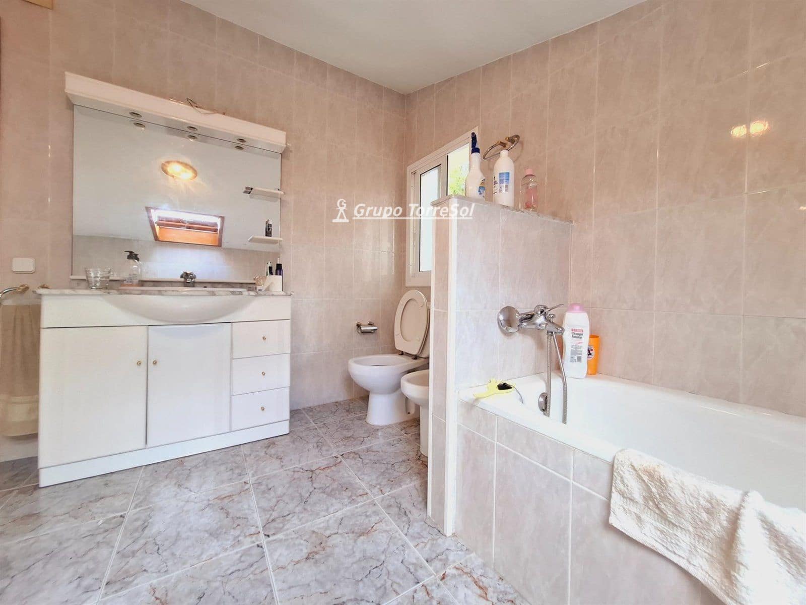 5 camera da letto Villa in vendita in Calafell con piscina - 325.000 € (Rif: 9536210)