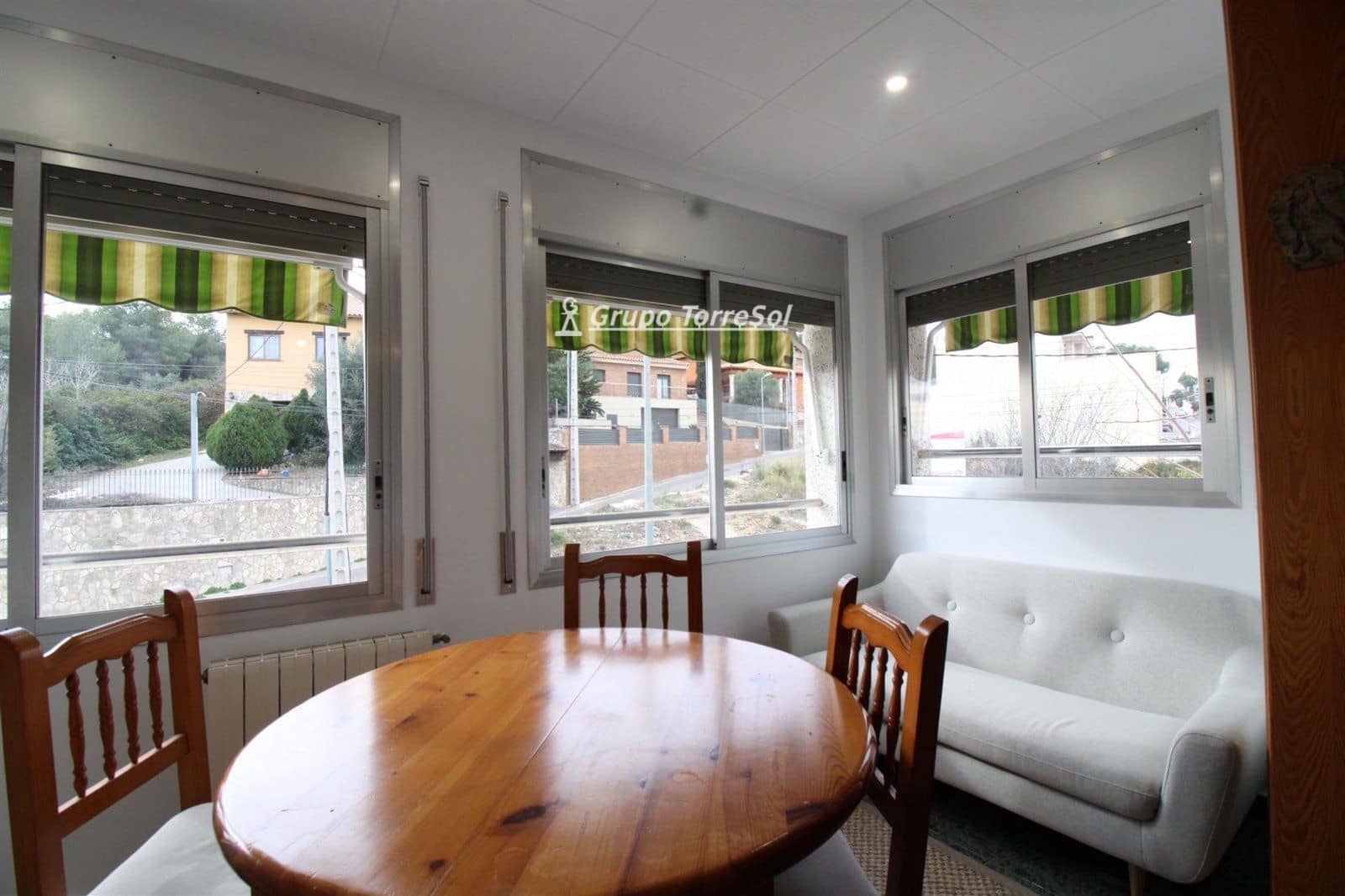 4 soveværelse Byhus til salg i Cunit med garage - € 260.000 (Ref: 9536214)