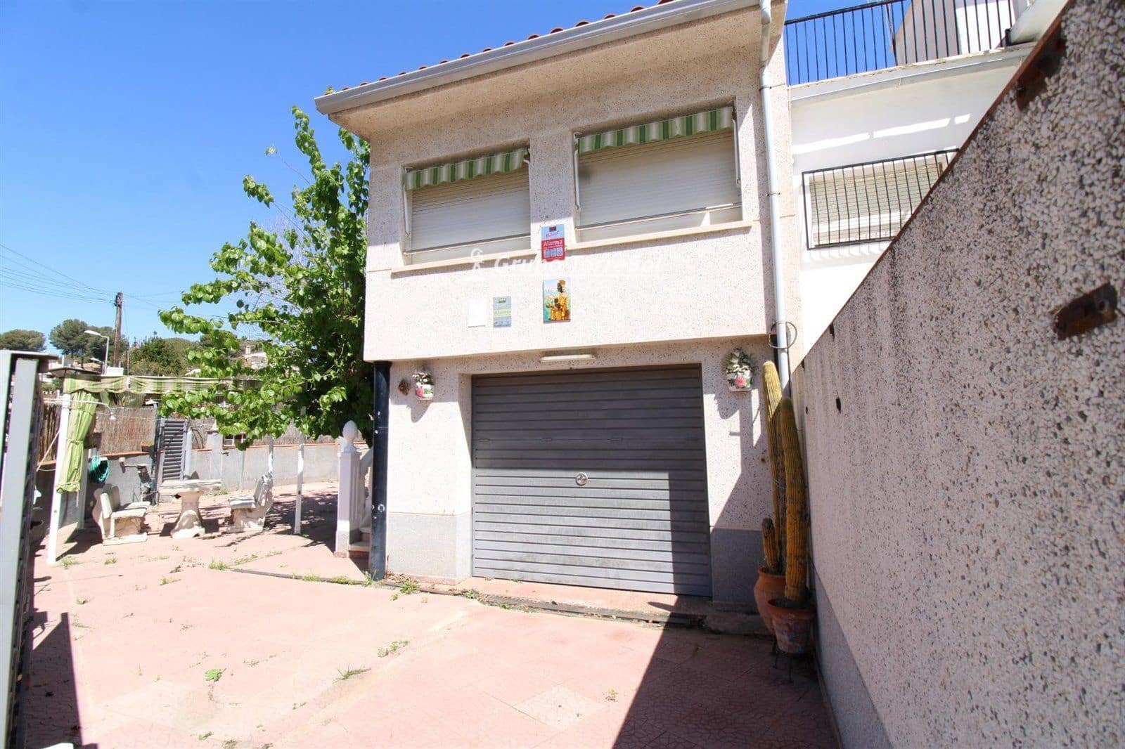 4 soveværelse Byhus til salg i Cunit med garage - € 260.000 (Ref: 9536214)