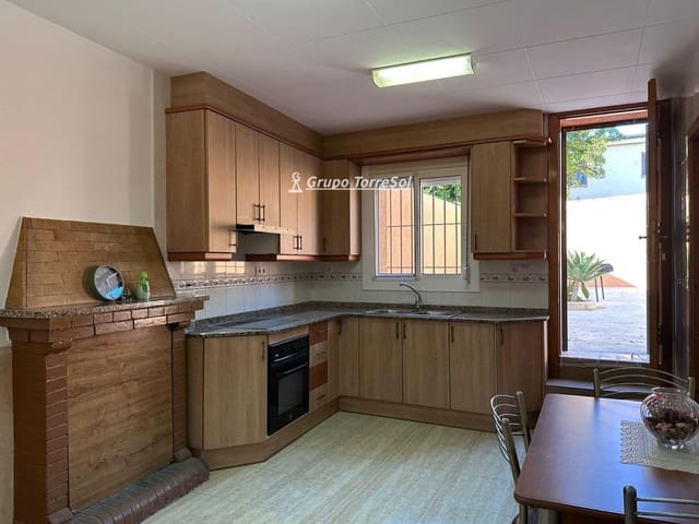 4 soverom Hus til salgs i Sant Jaume dels Domenys med garasje - € 235 000 (Ref: 9536218)