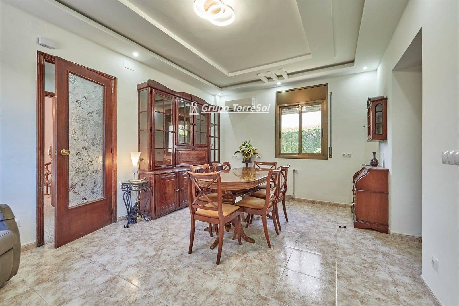 4 slaapkamer Villa te koop in El Vendrell met zwembad - € 450.000 (Ref: 9536223)