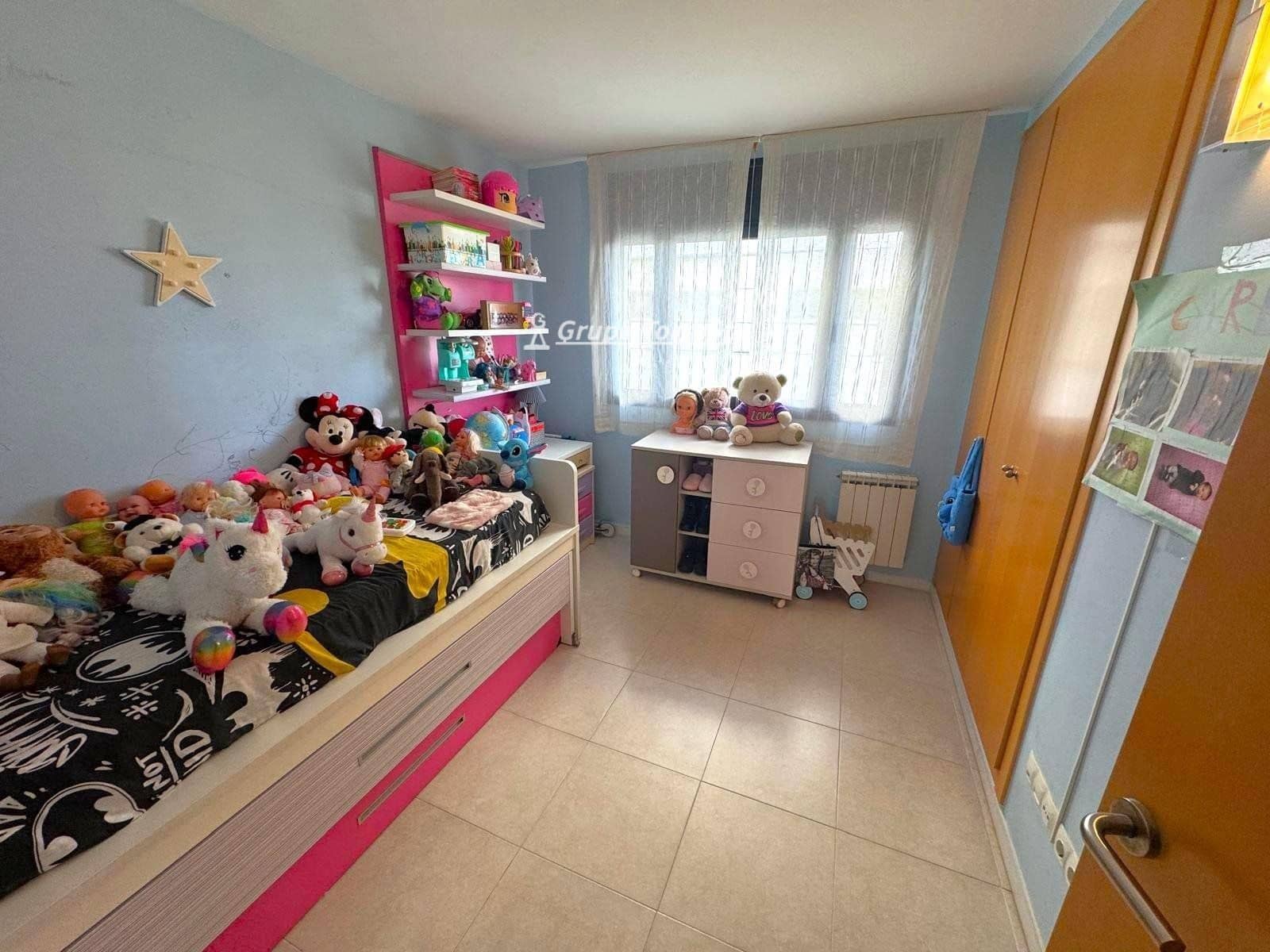 3 bedroom Flat for sale in El Vendrell with pool - € 285,000 (Ref: 9536225)