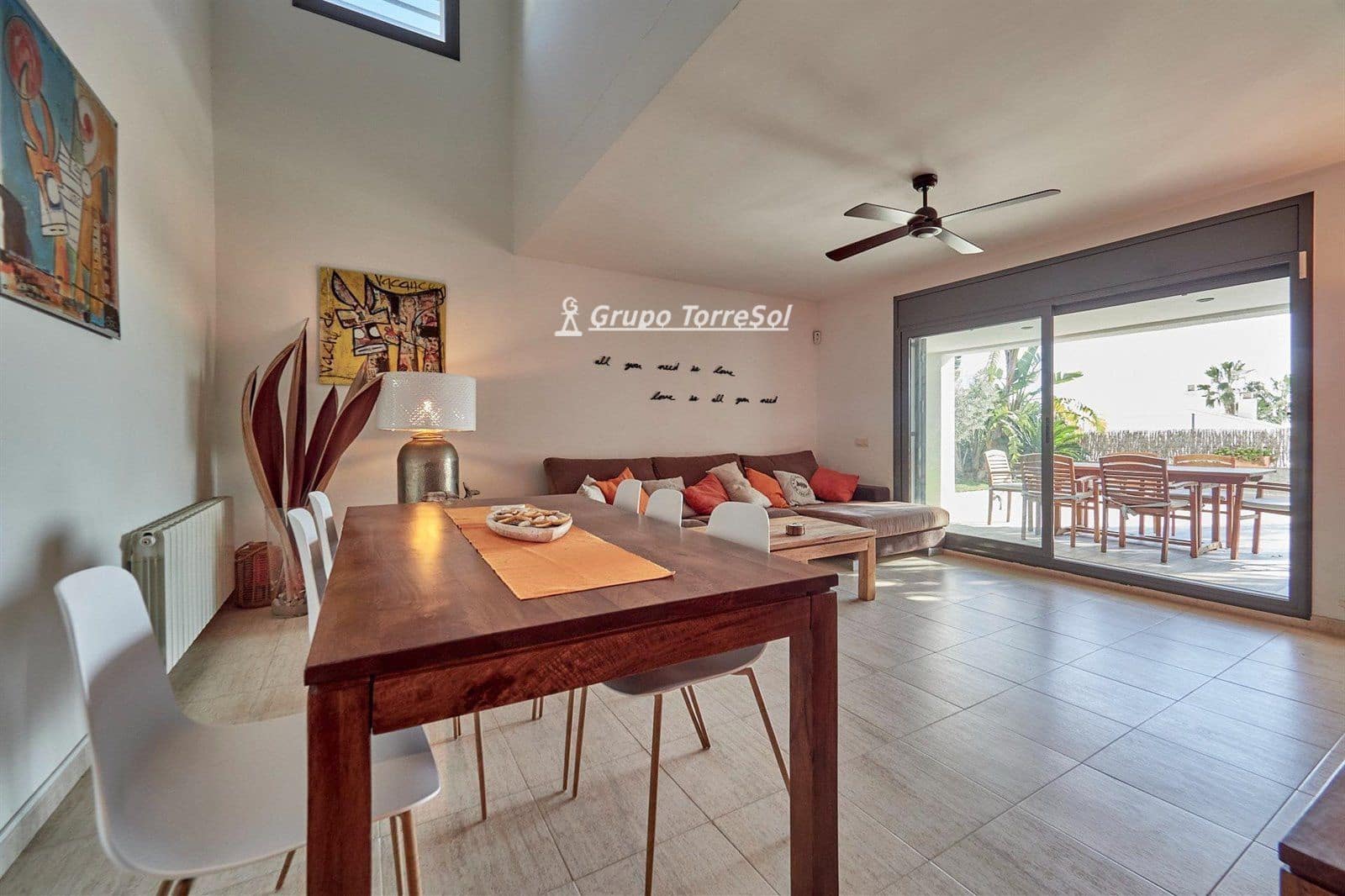 3 soveværelse Byhus til salg i Calafell med swimmingpool - € 480.000 (Ref: 9536226)