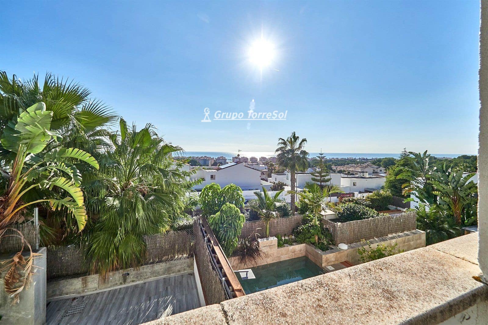 3 soveværelse Byhus til salg i Calafell med swimmingpool - € 480.000 (Ref: 9536226)