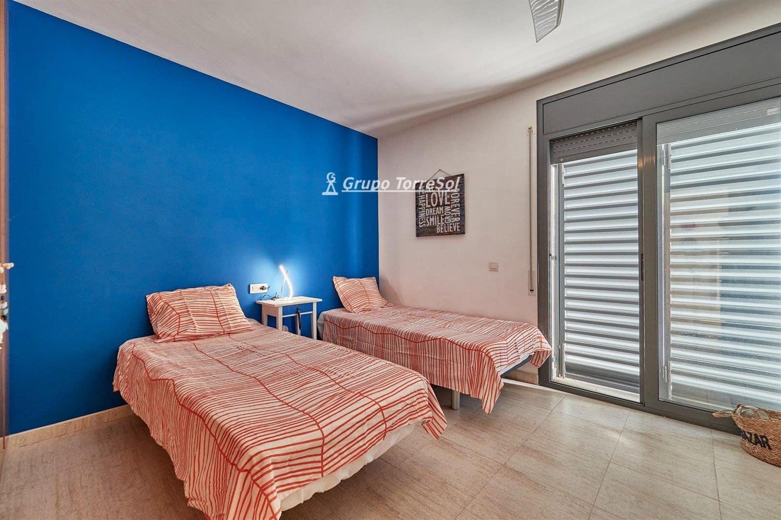 3 soveværelse Byhus til salg i Calafell med swimmingpool - € 480.000 (Ref: 9536226)