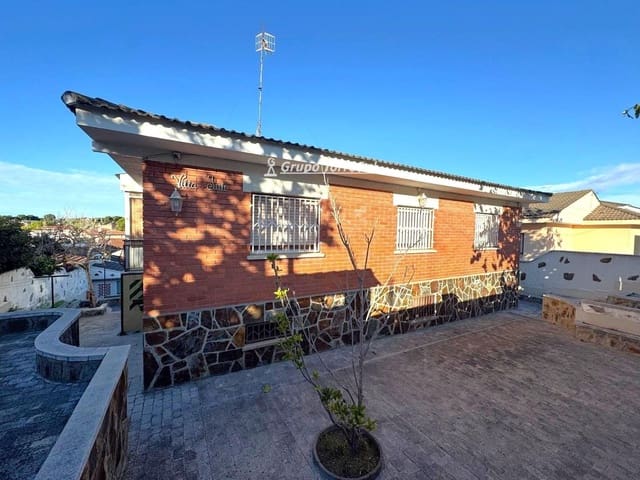 6 quarto Moradia para venda em Segur de Calafell, Calafell com piscina - 335 000 € (Ref: 9536227)