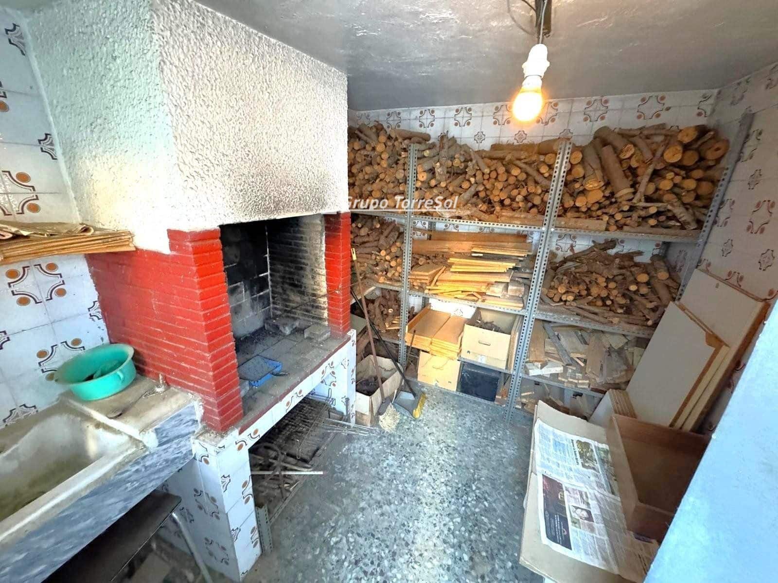 6 quarto Moradia para venda em Segur de Calafell com piscina - 335 000 € (Ref: 9536227)