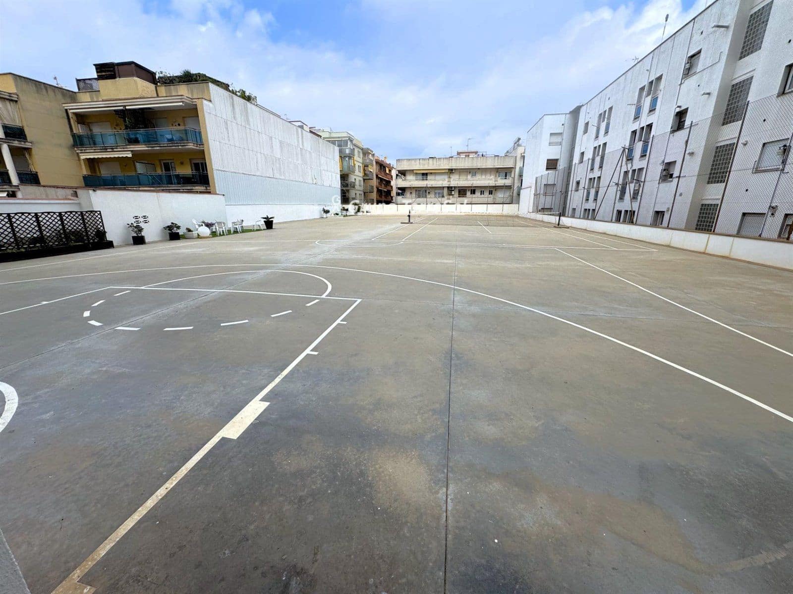 3 makuuhuone Asunto myytävänä paikassa Calafell mukana uima-altaan 
autotalli - 390 000 € (Ref: 9536228)