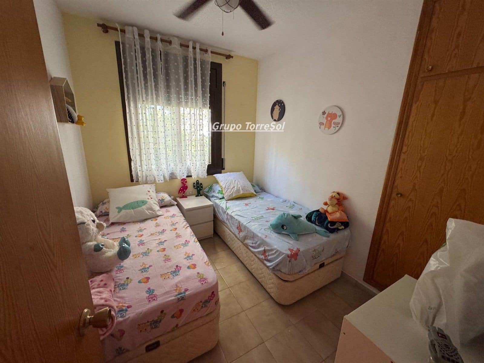 4 makuuhuone Huvila myytävänä paikassa Calafell mukana uima-altaan - 295 000 € (Ref: 9536229)