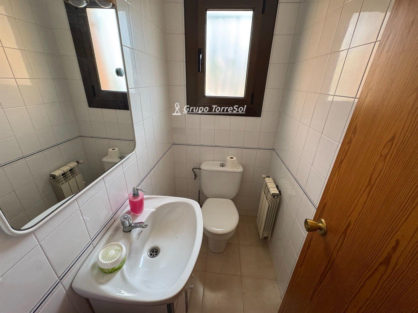 4 makuuhuone Huvila myytävänä paikassa Calafell mukana uima-altaan - 295 000 € (Ref: 9536229)