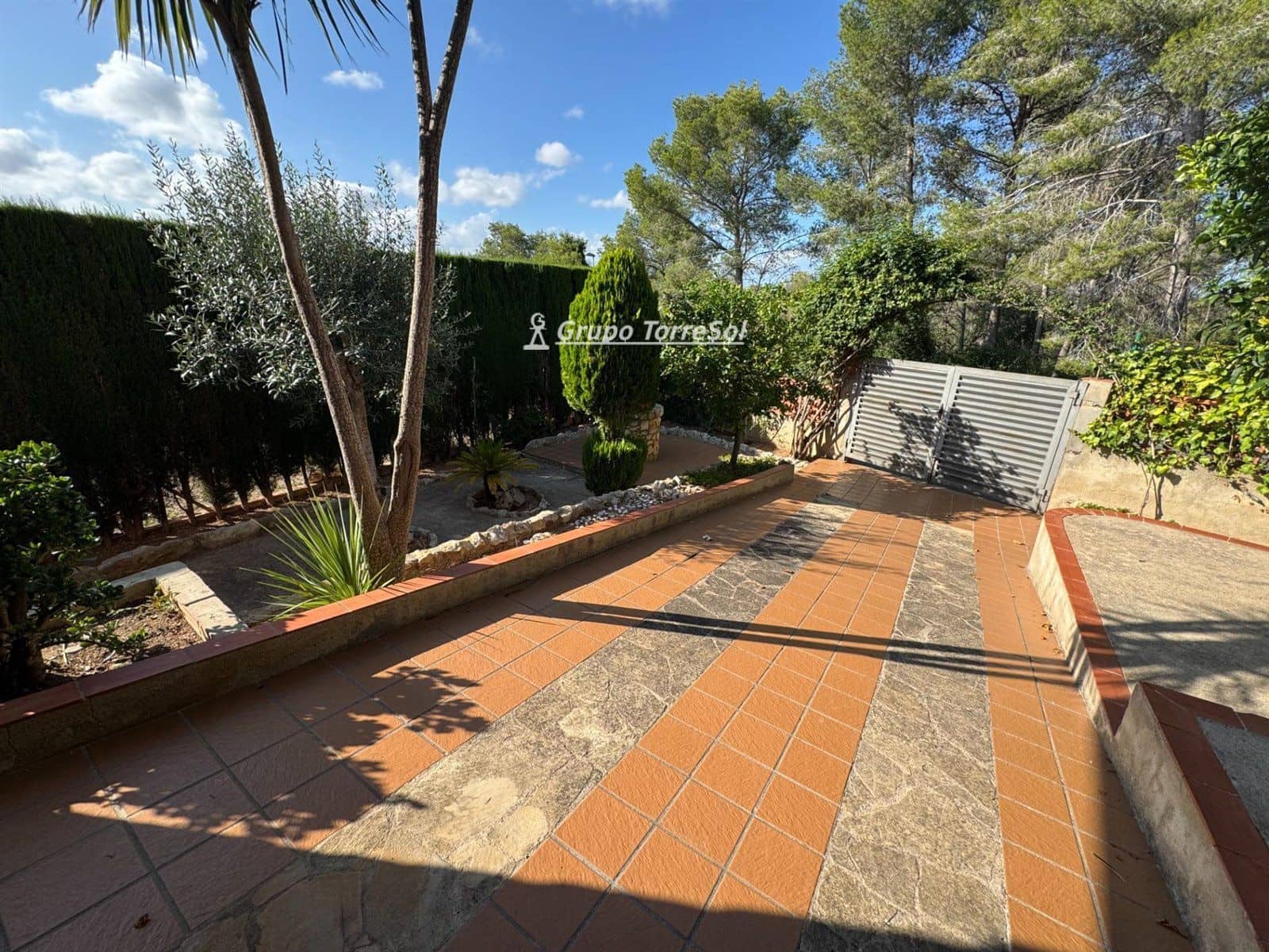 4 makuuhuone Huvila myytävänä paikassa Calafell mukana uima-altaan - 295 000 € (Ref: 9536229)