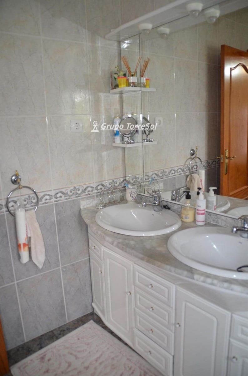 4 quarto Moradia para venda em Segur de Calafell com piscina - 370 000 € (Ref: 9536232)