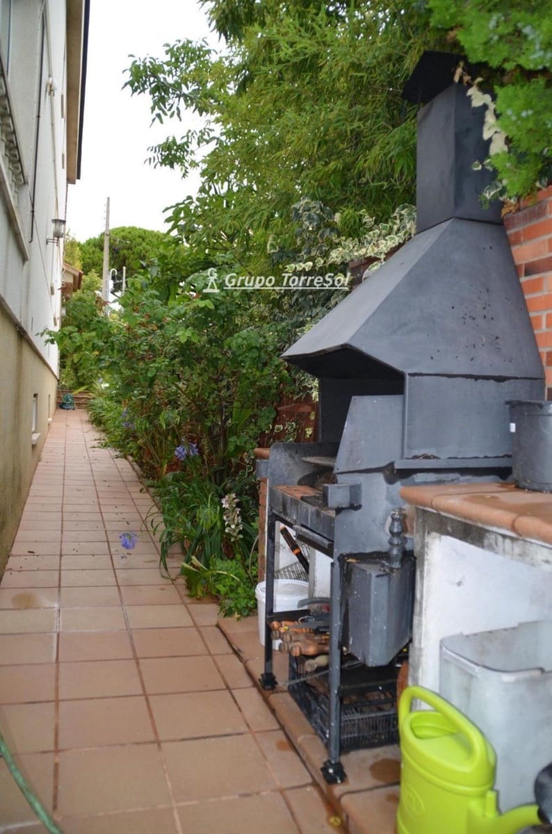 4 quarto Moradia para venda em Segur de Calafell com piscina - 370 000 € (Ref: 9536232)