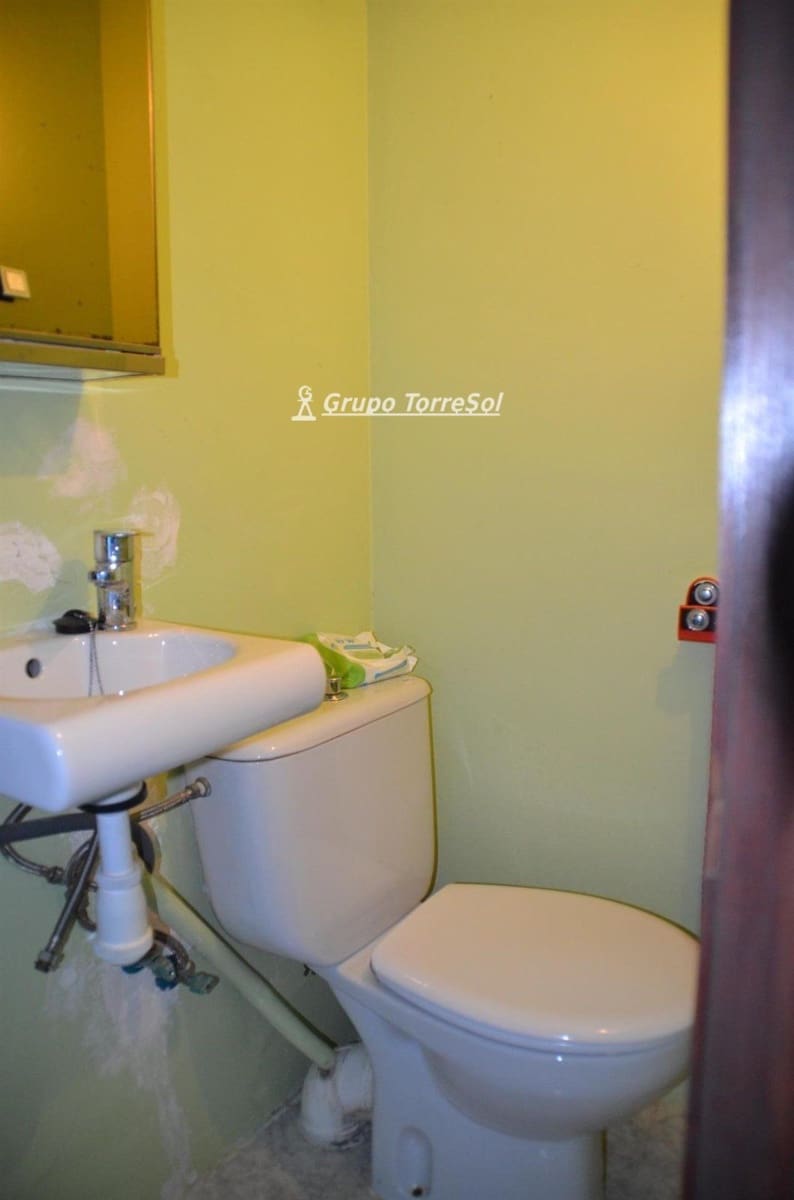 5 soveværelse Villa til salg i Masllorenc med garage - € 205.000 (Ref: 9536233)