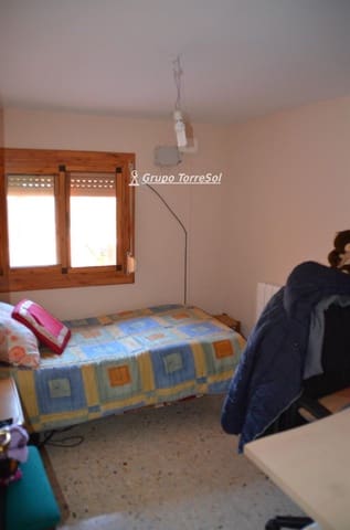 5 soveværelse Villa til salg i Masllorenç med garage - € 205.000 (Ref: 9536233)