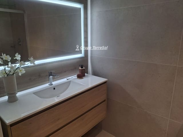 3 sypialnia Penthouse na sprzedaż w Cunit z basenem garażem - 357 750 € (Ref: 9536234)