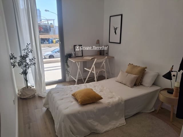 3 sypialnia Penthouse na sprzedaż w Cunit z basenem garażem - 357 750 € (Ref: 9536234)