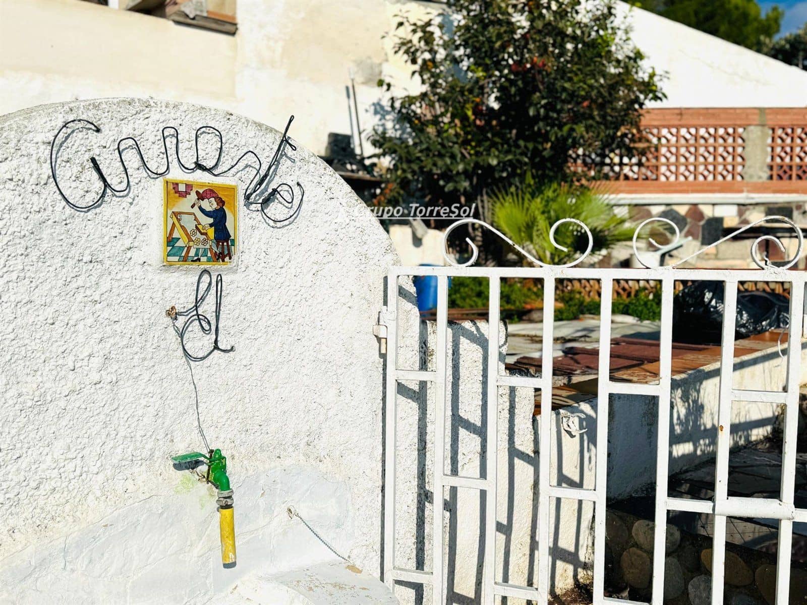 4 soveværelse Villa til salg i La Bisbal del Penedes - € 158.000 (Ref: 9536244)