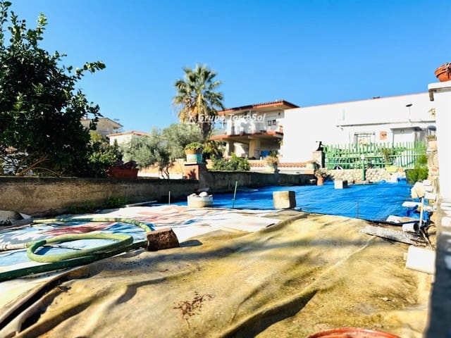 4 soveværelse Villa til salg i La Bisbal del Penedès - € 158.000 (Ref: 9536244)