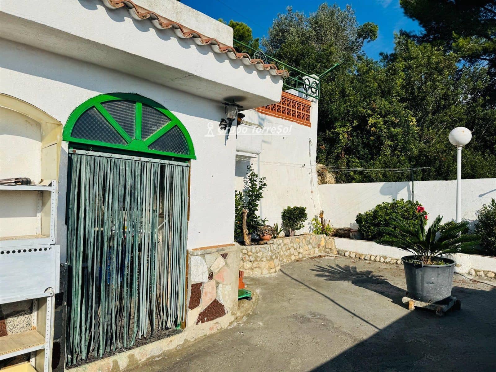 4 soveværelse Villa til salg i La Bisbal del Penedes - € 158.000 (Ref: 9536244)