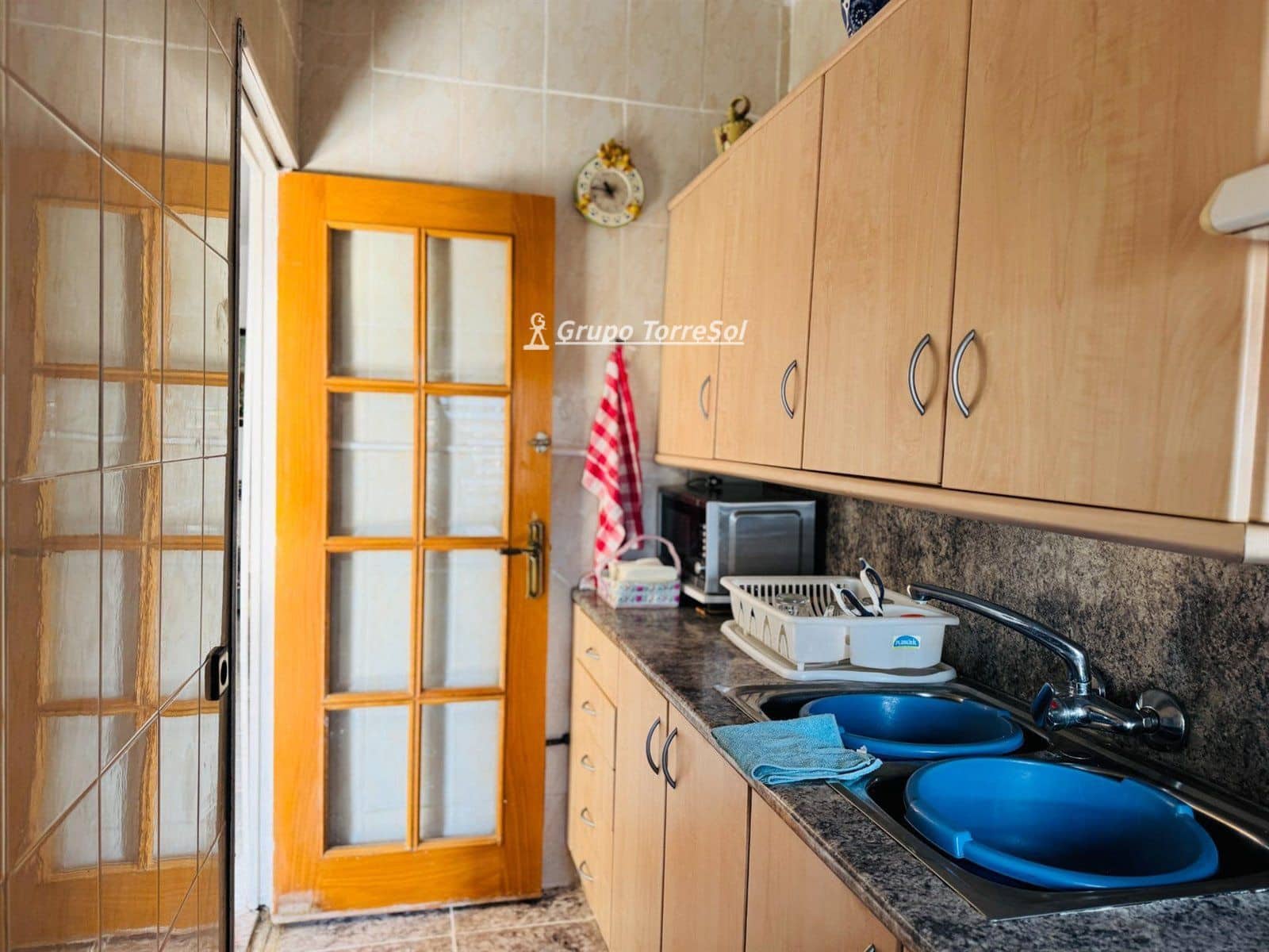 4 soveværelse Villa til salg i La Bisbal del Penedes - € 158.000 (Ref: 9536244)