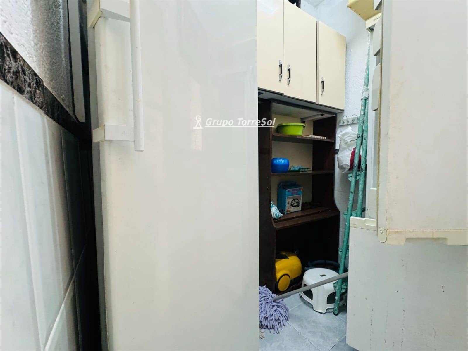 4 soveværelse Villa til salg i La Bisbal del Penedes - € 158.000 (Ref: 9536244)