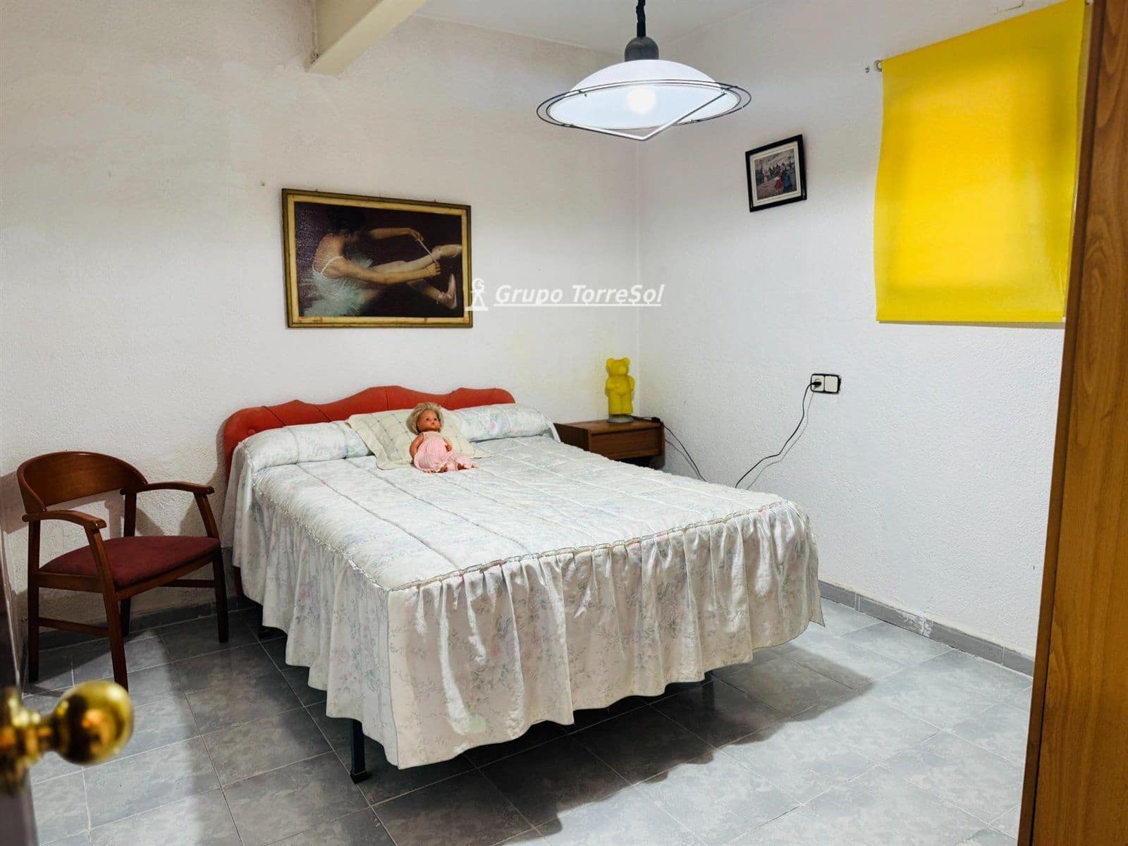 4 soveværelse Villa til salg i La Bisbal del Penedes - € 158.000 (Ref: 9536244)