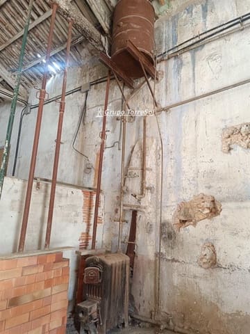 Komercyjne na sprzedaż w Masllorenç - 152 000 € (Ref: 9536247)