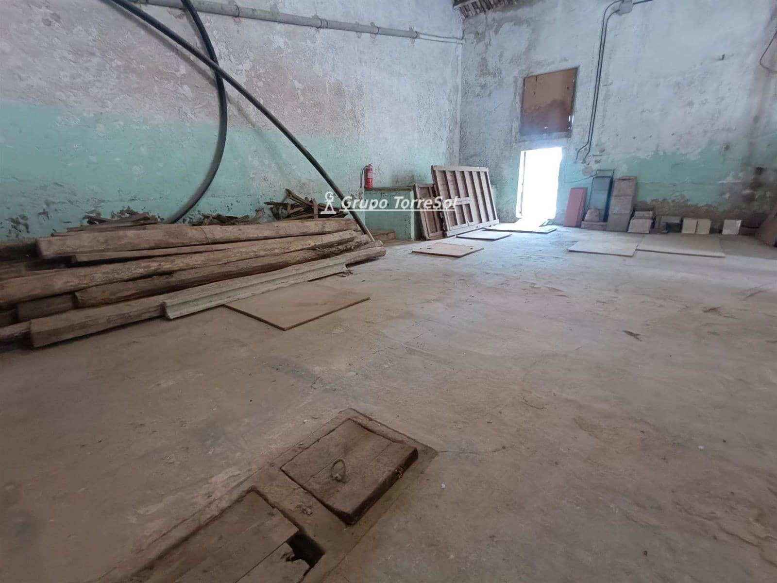 Commercial for sale in Masllorenc - € 152,000 (Ref: 9536247)