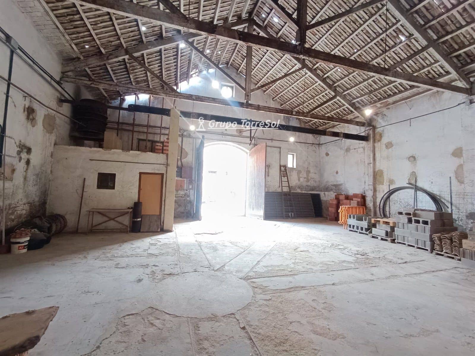 Commercial for sale in Masllorenc - € 152,000 (Ref: 9536247)