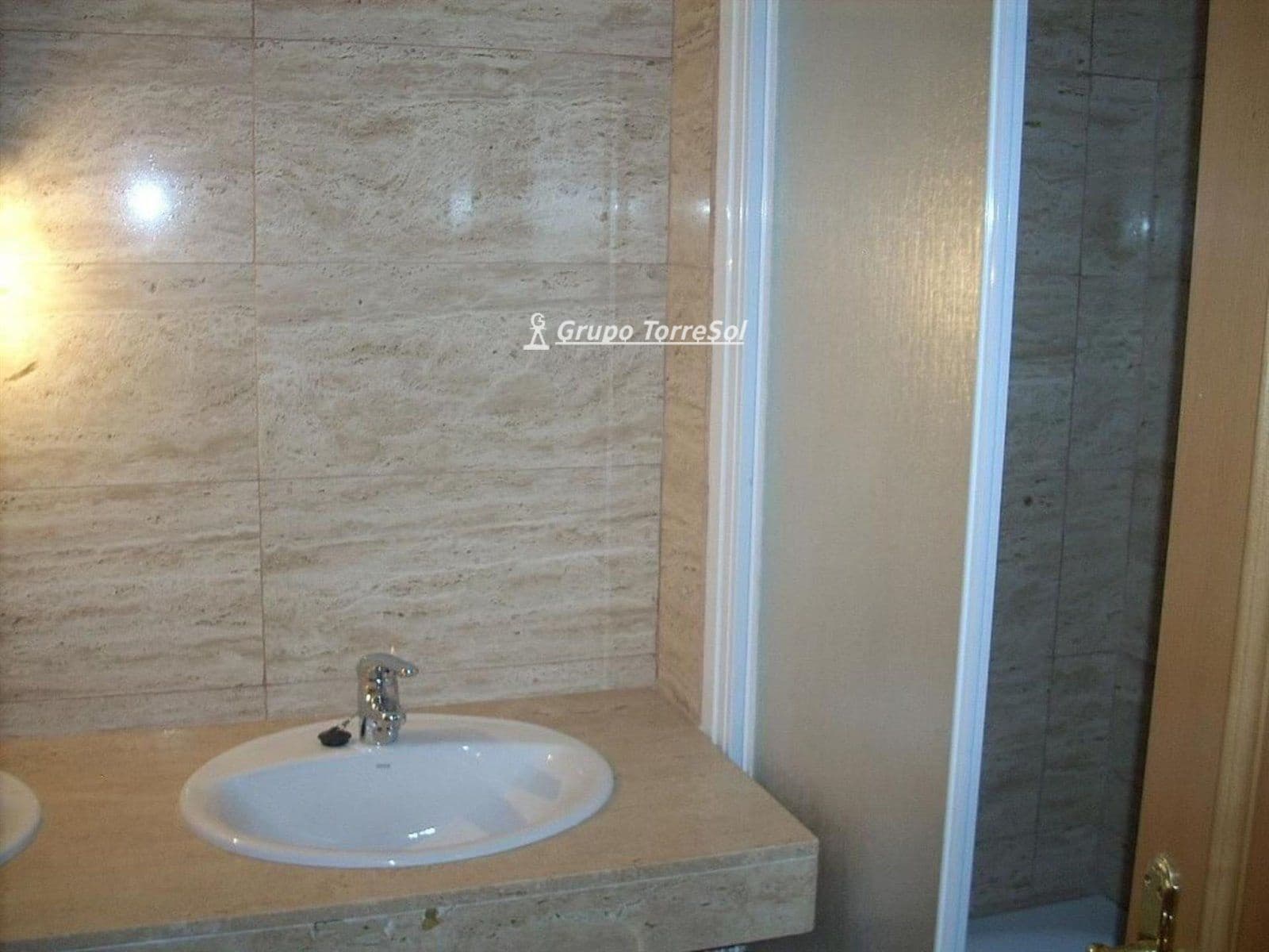 Piso de 3 habitaciones en Torredembarra en alquiler con garaje - 710 € (Ref: 9537353)