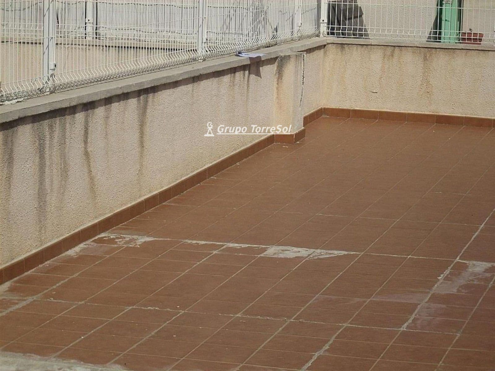 Piso de 3 habitaciones en Torredembarra en alquiler con garaje - 710 € (Ref: 9537353)