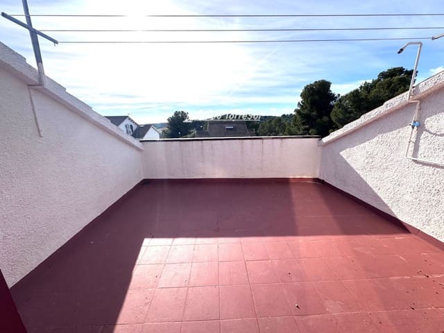 3 slaapkamer Villa te koop in La Pobla de Montornès met garage - € 280.000 (Ref: 9542623)