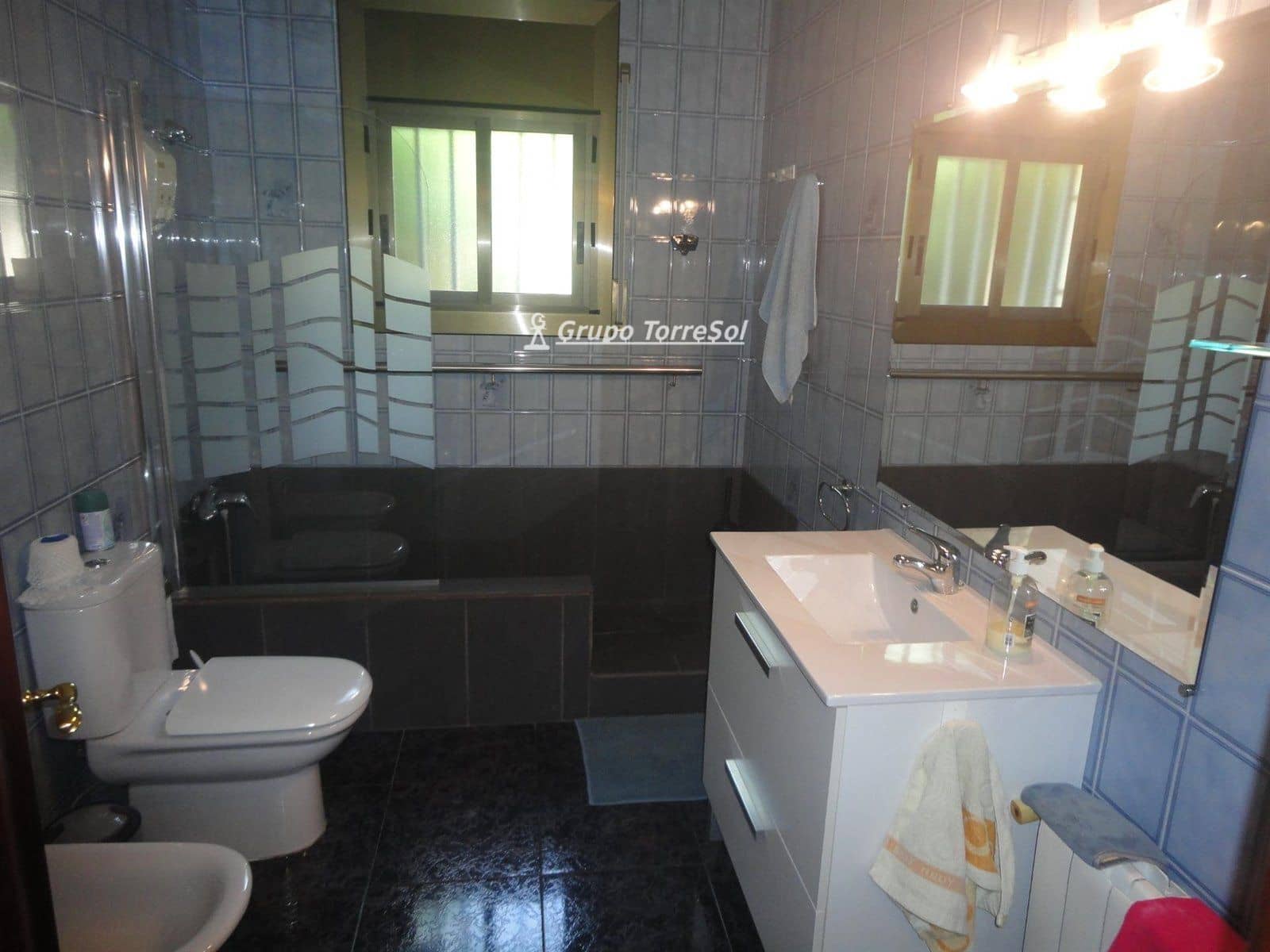 7 soveværelse Villa til salg i Segur de Calafell med garage - € 249.000 (Ref: 9547113)