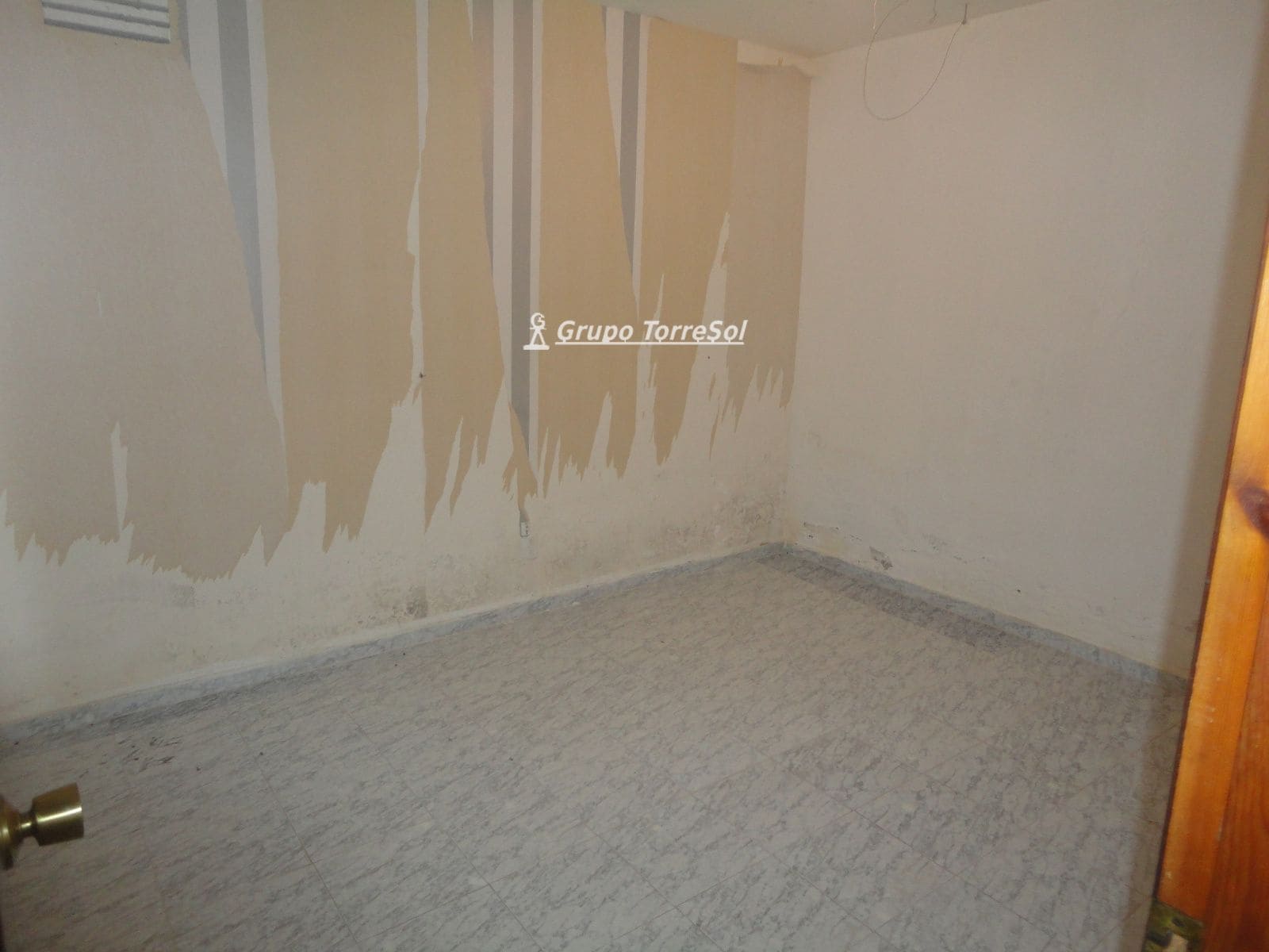 7 soveværelse Villa til salg i Segur de Calafell med garage - € 249.000 (Ref: 9547113)