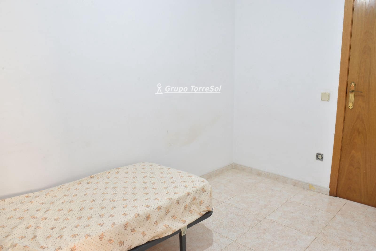 3 soveværelse Penthouse til salg i El Vendrell - € 175.000 (Ref: 9549892)