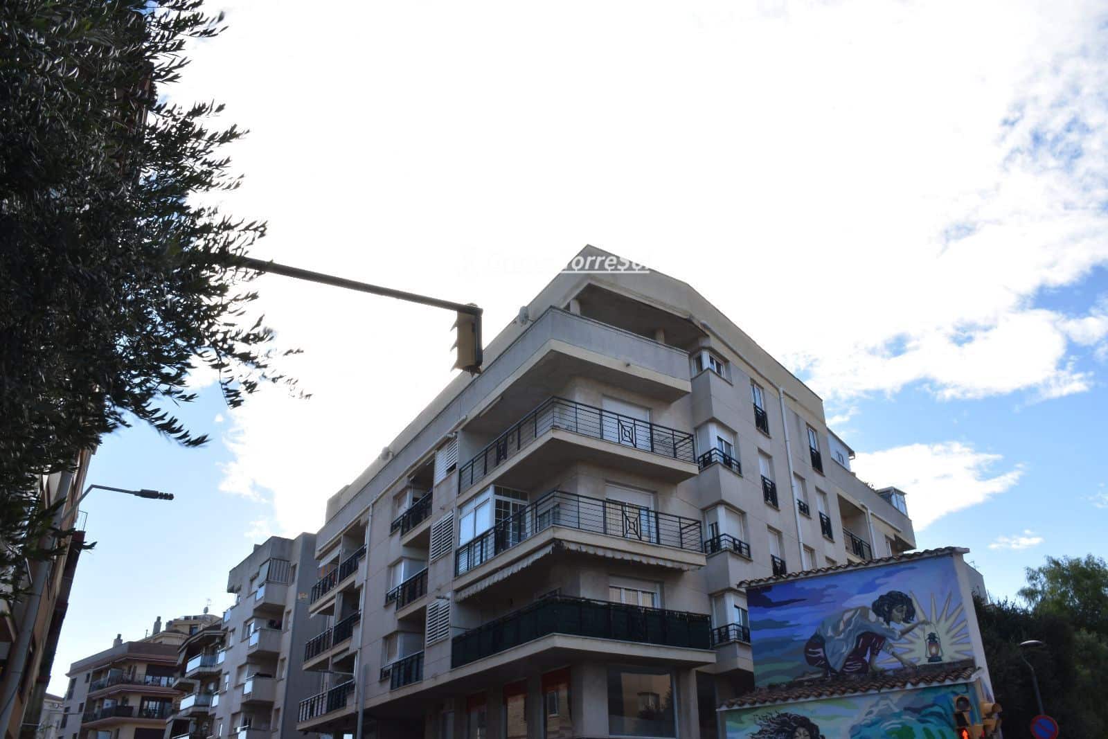 3 soveværelse Penthouse til salg i El Vendrell - € 175.000 (Ref: 9549892)