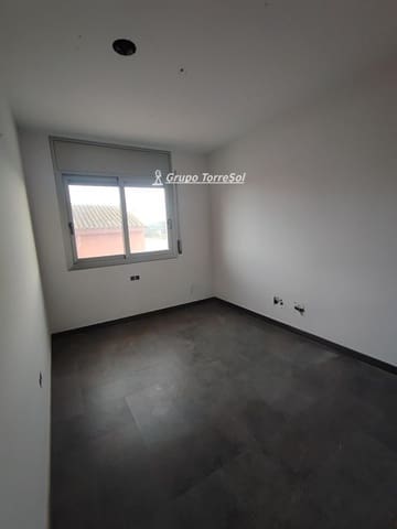 6 quarto Restaurante/Bar para venda em La Bisbal del Penedès - 210 000 € (Ref: 9552550)