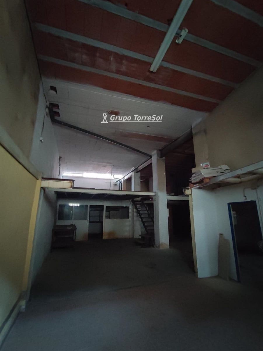 6 quarto Restaurante/Bar para venda em La Bisbal del Penedes - 210 000 € (Ref: 9552550)