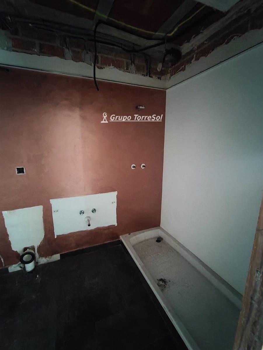 6 quarto Restaurante/Bar para venda em La Bisbal del Penedes - 210 000 € (Ref: 9552550)