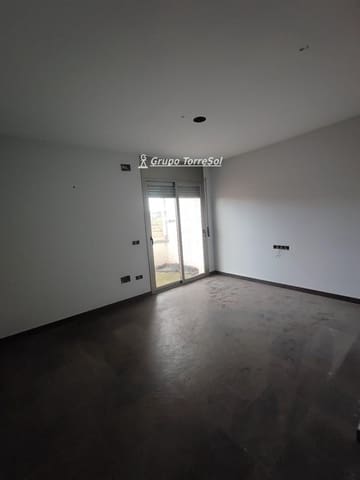 6 quarto Restaurante/Bar para venda em La Bisbal del Penedès - 210 000 € (Ref: 9552550)