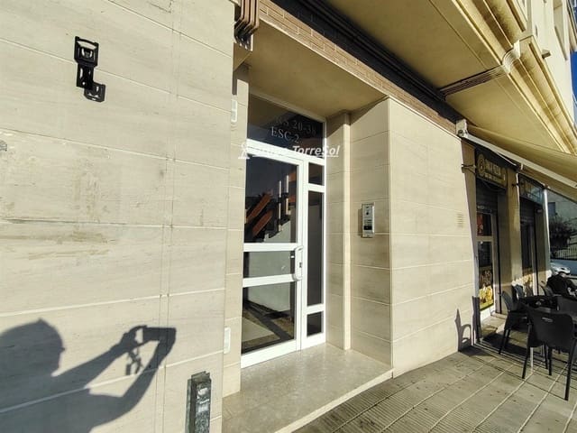 4 quarto Apartamento para venda em El Vendrell com garagem - 196 000 € (Ref: 9552551)