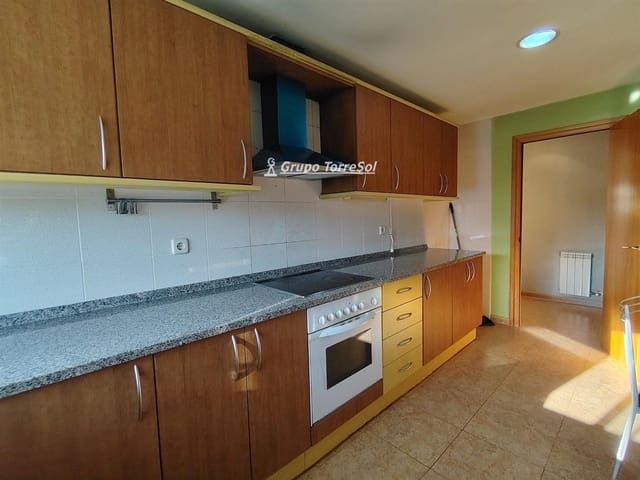 4 quarto Apartamento para venda em El Vendrell com garagem - 196 000 € (Ref: 9552551)