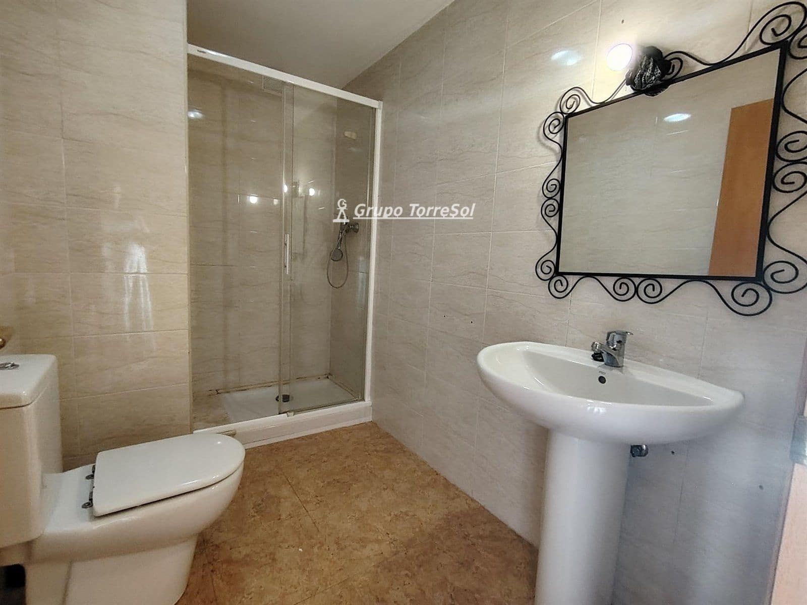 Piso de 4 habitaciones en El Vendrell en venta con garaje - 196.000 € (Ref: 9552551)