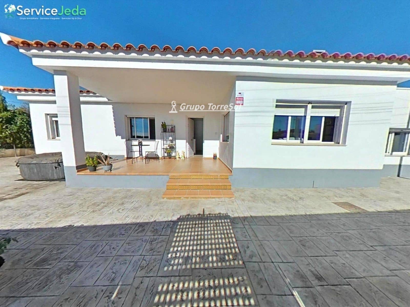 3 bedroom Villa for sale in Banyeres del Penedes - € 320,000 (Ref: 9552555)