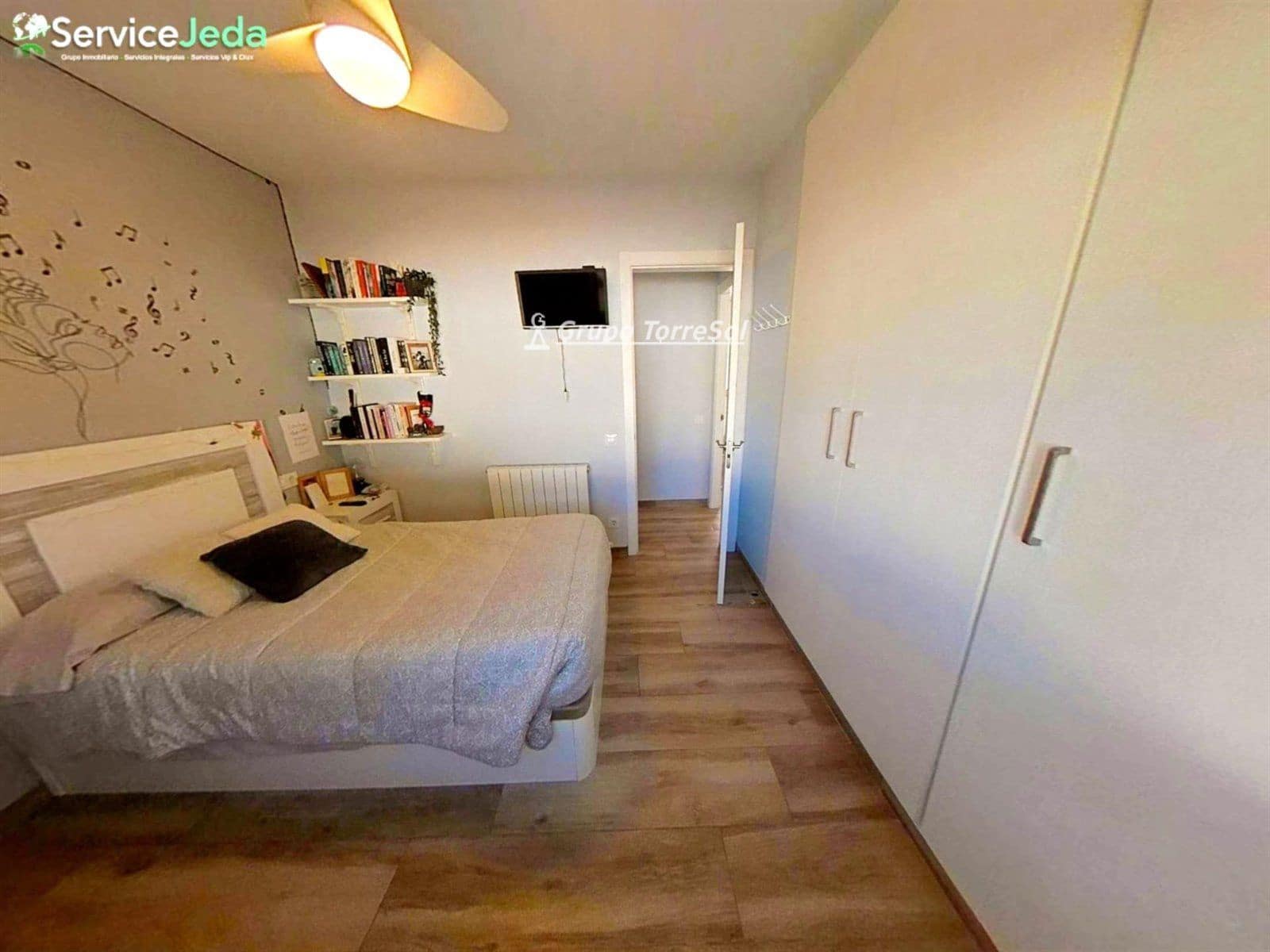 3 bedroom Villa for sale in Banyeres del Penedes - € 320,000 (Ref: 9552555)