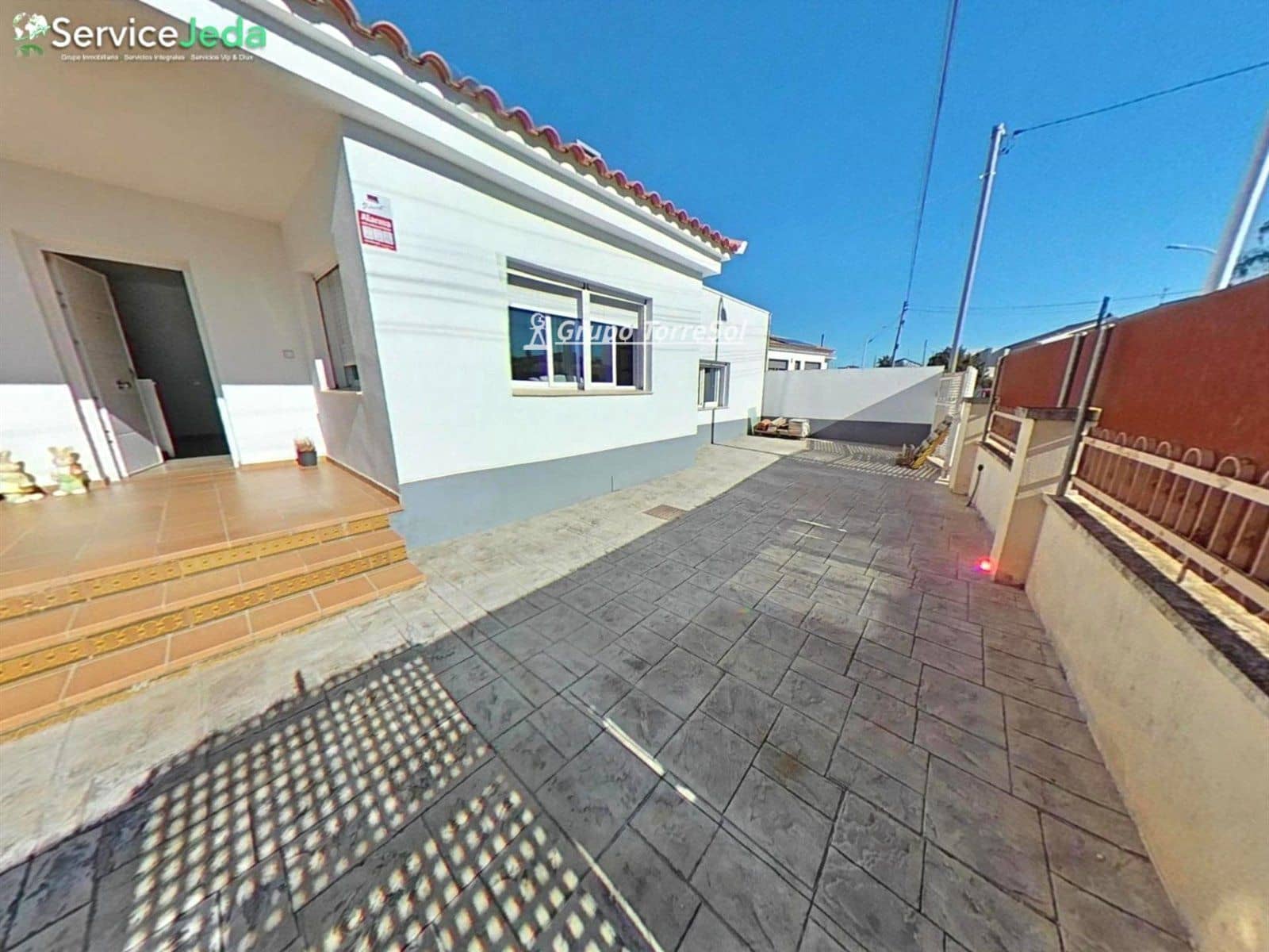 3 bedroom Villa for sale in Banyeres del Penedes - € 320,000 (Ref: 9552555)