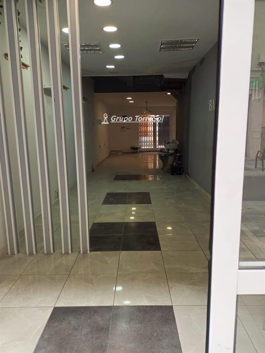 Erhverv til salg i El Vendrell - € 117.000 (Ref: 9552566)