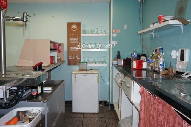 Erhverv til salg i Tarragona by - € 100.000 (Ref: 9552568)