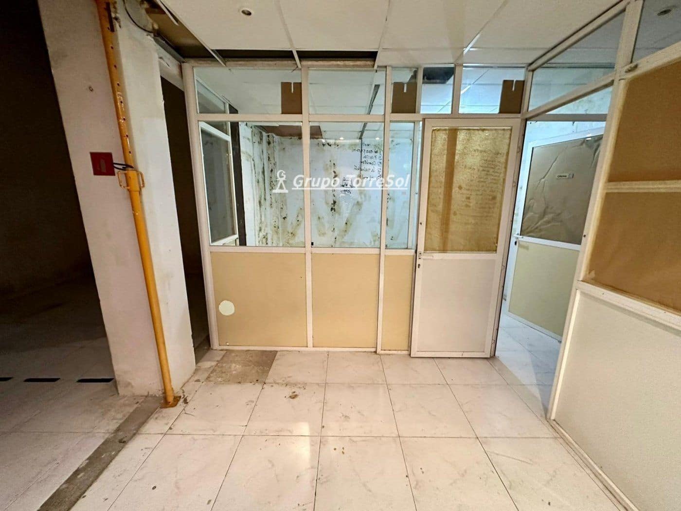 Commercieel te koop in El Vendrell - € 15.000 (Ref: 9552572)